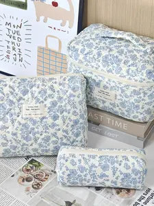 Hot Selling Large Capacity Cosmetic Bag, Makeup Organizer Pouch, Portable Makeup Brush Holder, Printed Washroom Organizer, New Design, Ideal for Travel