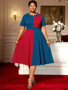 Elegant Women's Plus Size Colorblock Dress, Blue Patchwork Round Neck Short Sleeve, Waist-Curling Flared Hem Summer, Loose