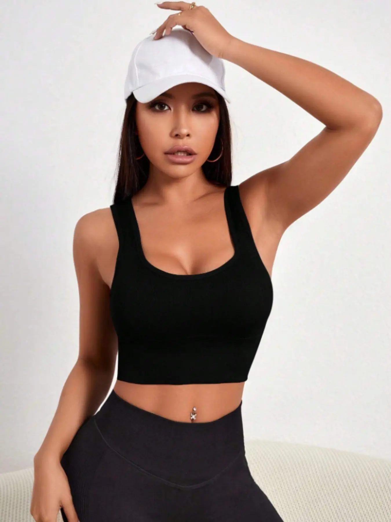 Women's Soft Breathable Sweat-Wicking Yoga Sports Bra, Ideal for Outdoor Exercise, Casual Wear, Running, Fitness, Pilates