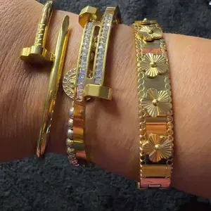 3 Pcs 18K Gold-Plated Stainless Steel High Quality Bracelet, Stackable Bracelets, Luxurious Cubic Zirconia Exquisite Trendy Bracelet, Suitable for Daily Wear and Women's Gatherings, Wedding Jewelry Gifts for Women and Girls