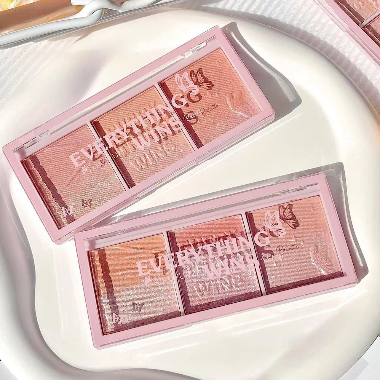 3-in-1 Face Makeup Palette for Blush, Eyeshadow & Contour with a Natural Shimmer Finish for Highlighting and a Radiant Glow, Cosmetic, Multi-Use, Three Shades