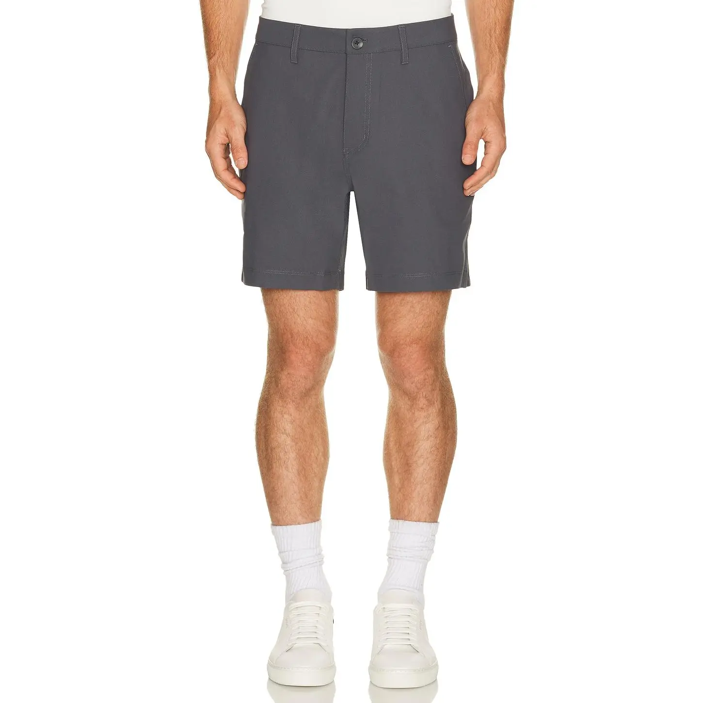 Vuori Meta 6" Short in Charcoal