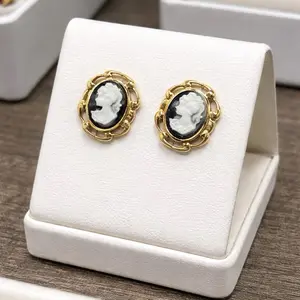 Vintage Camafeo Stud Earrings – Elegant Gold Frame Classic Jewelry