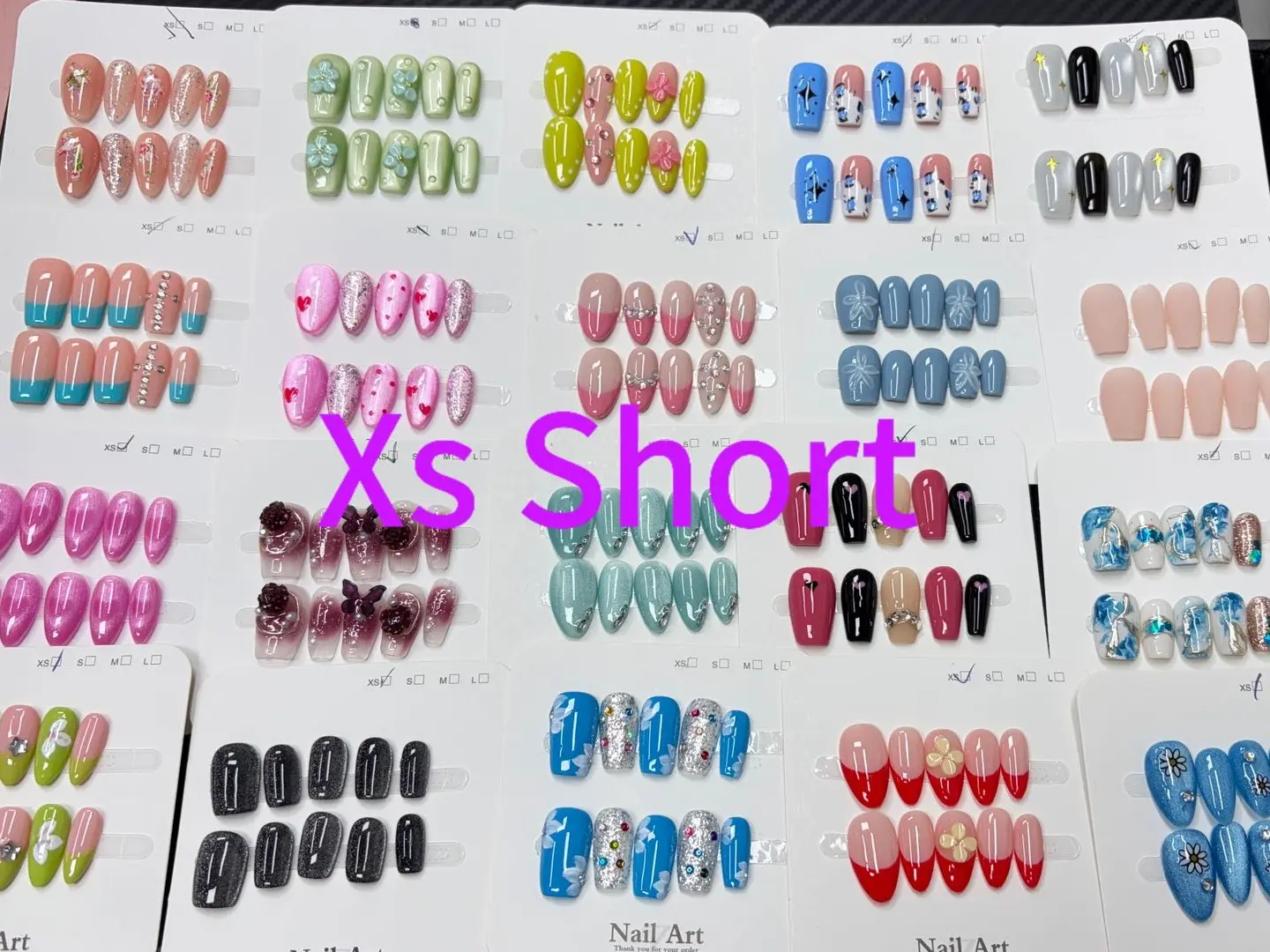 Susan(16107)gc.20 pairs for $ 20.99 mystery box