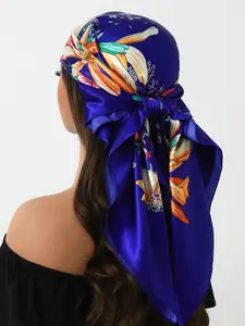New Women's Scarf 90x90cm, Luxury Printed Neck Wrap, Fashionable Travel Scarf, 35.4 Inch Four-Season Shawl, Elegant Accessory