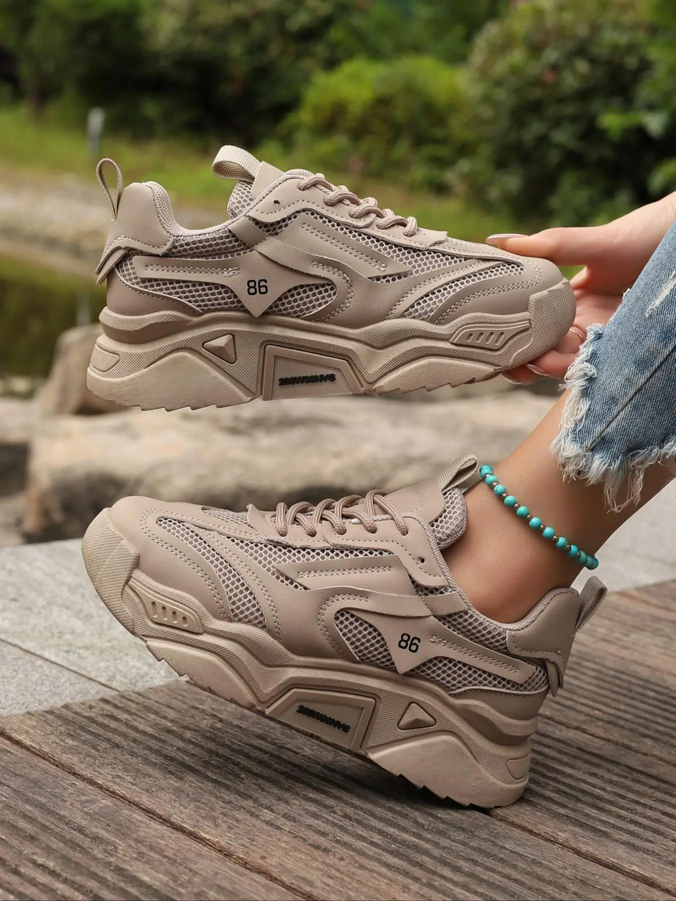 Women's Fashionable Lace Up Front Figure Print Platform Sneakers, Casual Comfort Mesh Sports Shoes for Daily Wear, Perfect for Students and Outdoor Sp