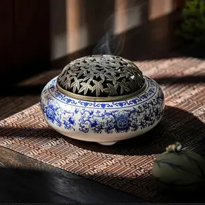1 Piece Ceramic Blue and White Style Coil Incense Burner, Coil Incense Holder, Suitable for Yoga, Meditation, Home Decor Ornament