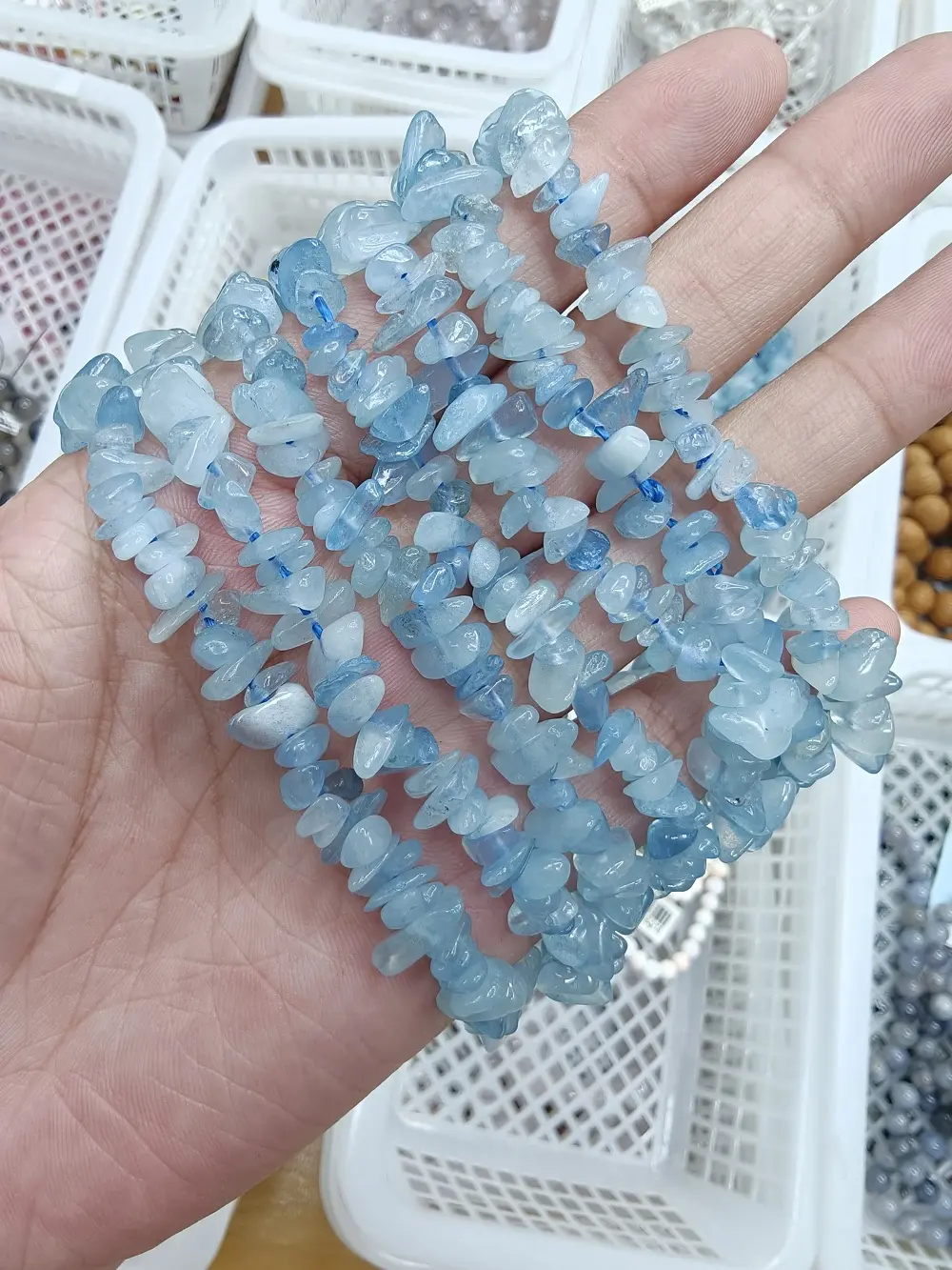 Cristy(19513)gc.aquamarine chips bracelet $30 for 17pcs