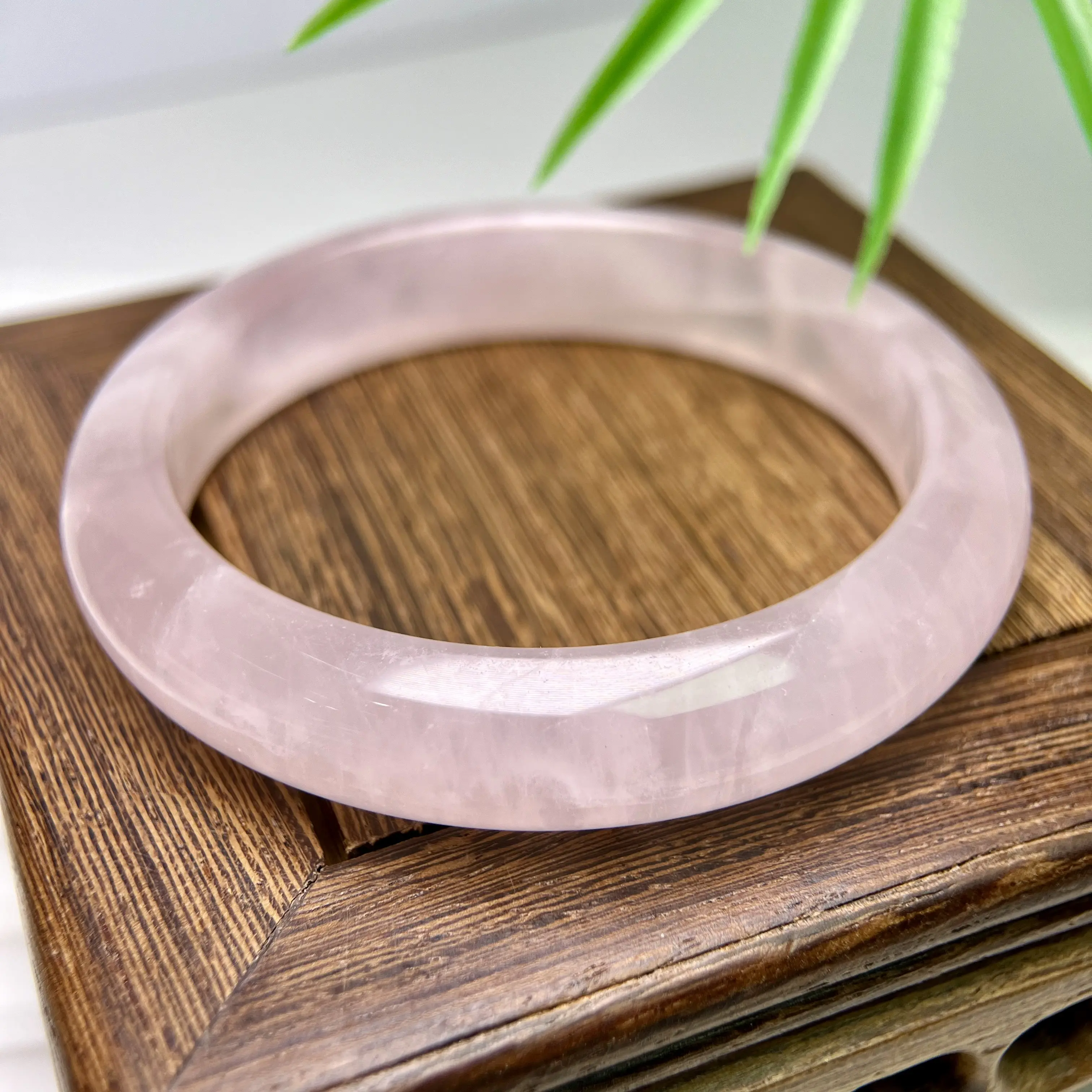 High-Quality Natural Mozambique Rose Quartz Bangle, Handmade Crystal Jewelry Accessory for Women gemstone