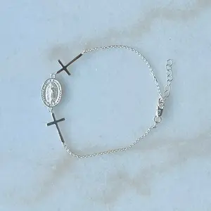 Pulsera con medalla de la Virgen de Guadalupe y cruces. Flexible size 7 y 8 Plata 925 Hecho en México