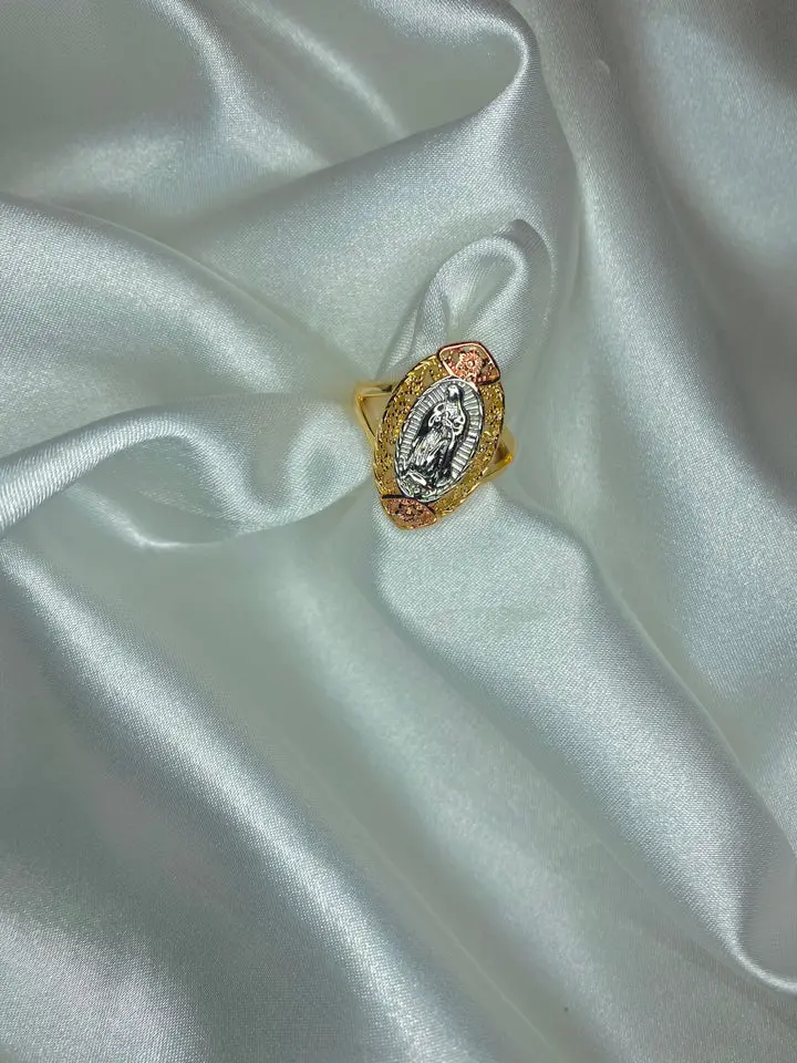 “La rosa de Guadalupe” ring