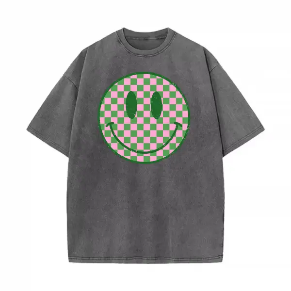 Women's Boxy T-Shirt with Fun Retro Smiley Face Graphic and Checkered Print, Breathable Cotton Top for Everyday Wear, Fun Retro Graphic, Boxy Women's T-Shirts