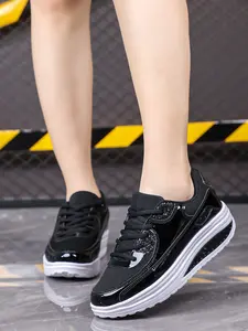 Women's Casual Sports Shoes, Height-Boosting Sole, Breathable Mesh Upper, Low Top Lace-Up Design, Comfortable Footwear