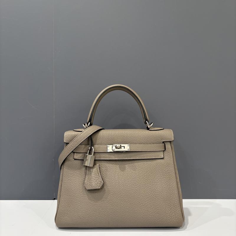 Pre-owned HERMÈS Leather tote bags Hermes Kelly 25 Togo M8 Gris Asphaite (mk103486)