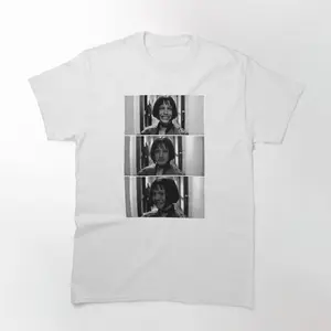Leon The Professional Graphic T-Shirt Celebrate the Iconic Hitman Movie with This Stylish Design, Perfect for Fans of Jean Reno and Natalie Portman's Classic Film