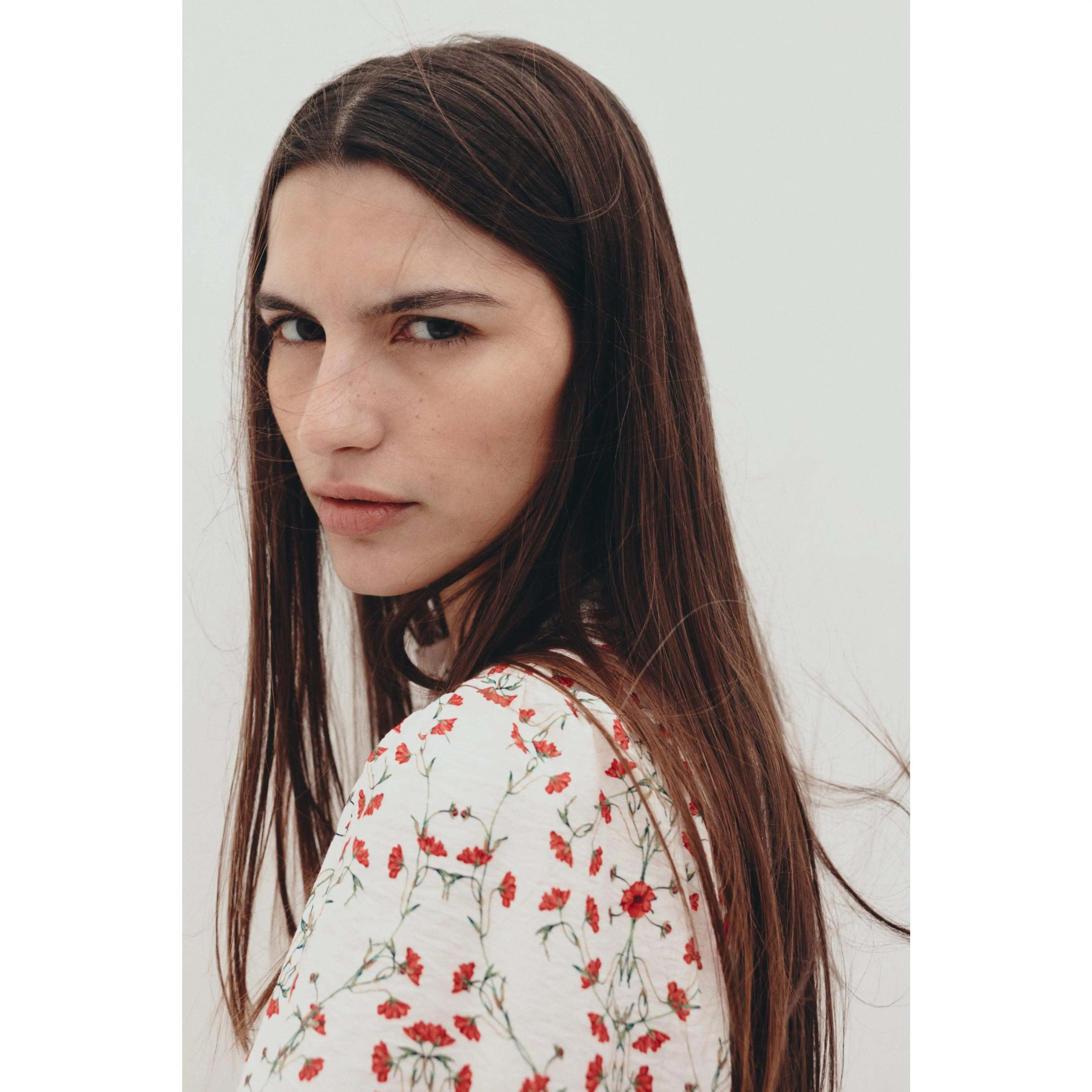 H&M Balloon-sleeved blouse