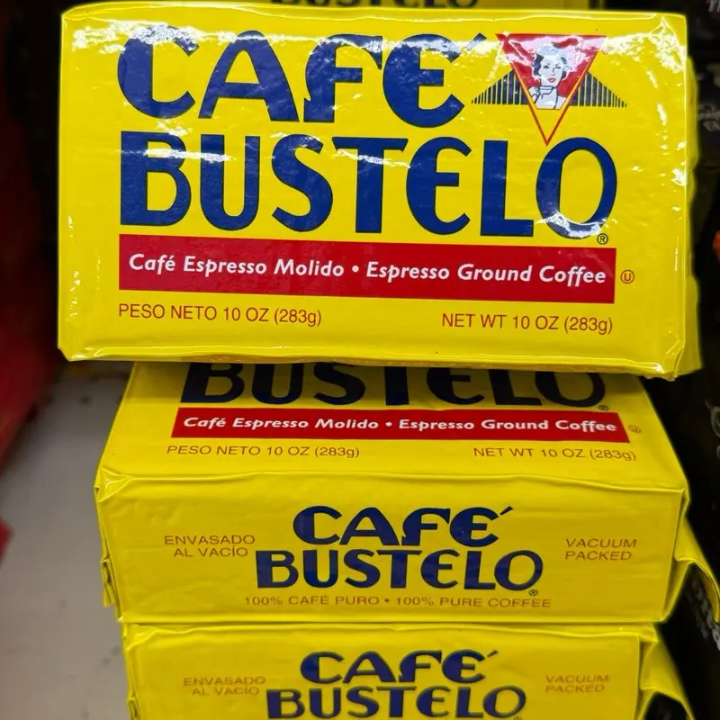 Cafe Bustelo 100% Puro Coffee - Premium Beverages, Ambient, No Preservatives, Versatile Use (1 Pack)