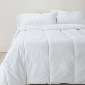 Twin Light Weight Premium Down Alternative Comforter - Casaluna