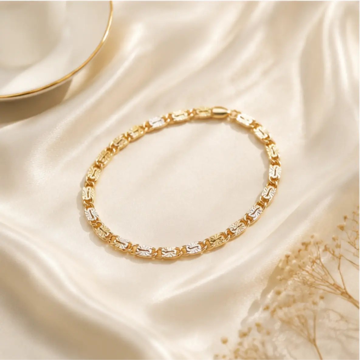14K Gold Plated Tri Color Bracelet Pulsera De Oro Tres Tonos Fancy Link Chain Waterproof Women Jewelry Birthday Gift for Mom Wife