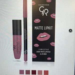 Matte lip kit