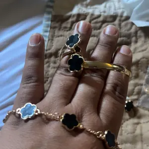 Luxury Emerald Matching Jewelry Set, 6pcs Clover Design Bracelet Necklace Earrings Bangle Ring, Elegant Party Wear & Daily Use Accessories