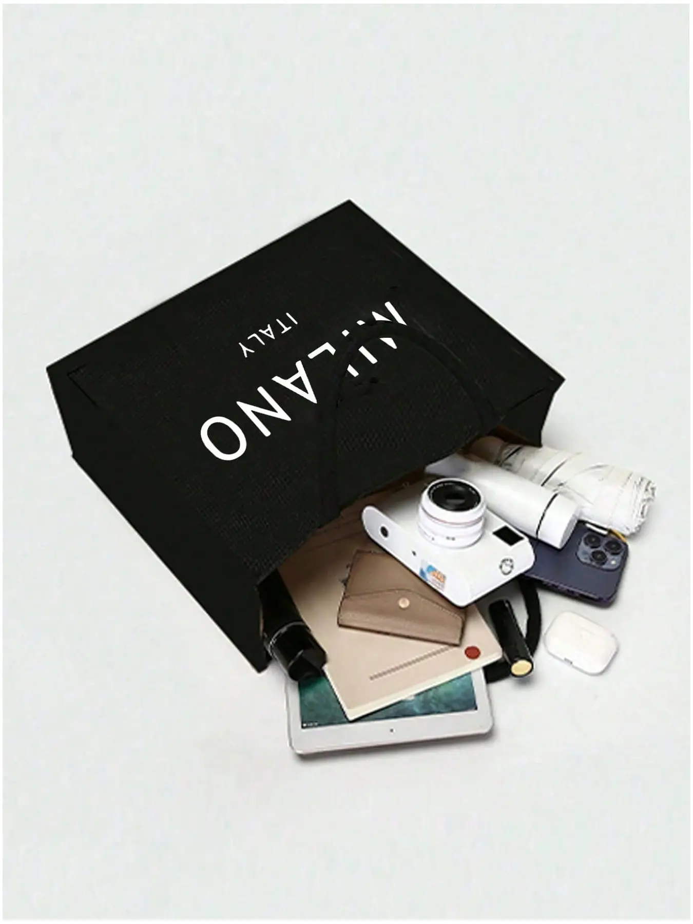 0510-228 ETAO Milanoバッグ Milano Italy' Tote Bag and Pouch with Black with White Embossed