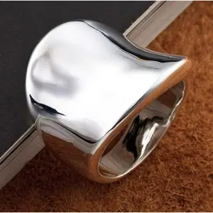 925 Sterling Silver Smooth Thumb Ring