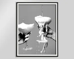 No Framed, champagne poster