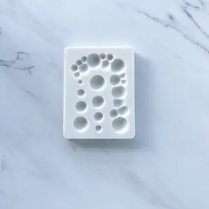 GARLAND VARIETY MOLD