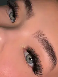 Dreamdoll Cluster Lashes 12–18mm Unique Dream Doll & Cluster Design Versatile Item for Various Uses