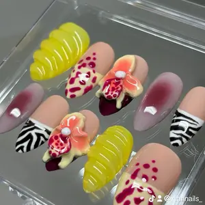 Orchid Bloom - Almond Press Ons