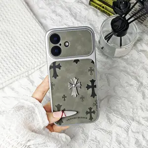 Designer-Style Chrome Star Phone Case — Compatible with iPhone 17/16/15/14/13 Pro/Plus/Pro Max. Boasting a full-coverage design, this durable and scratch-resistant case makes an ideal gift. (iPhone 17/16 Pro Max Case)