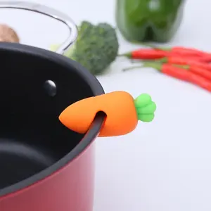 3pcs Pot Lid Lifter Anti-Spill Silicone Carrot Pepper Chicken Leg Soup Helper Kitchen Essential Tool Set