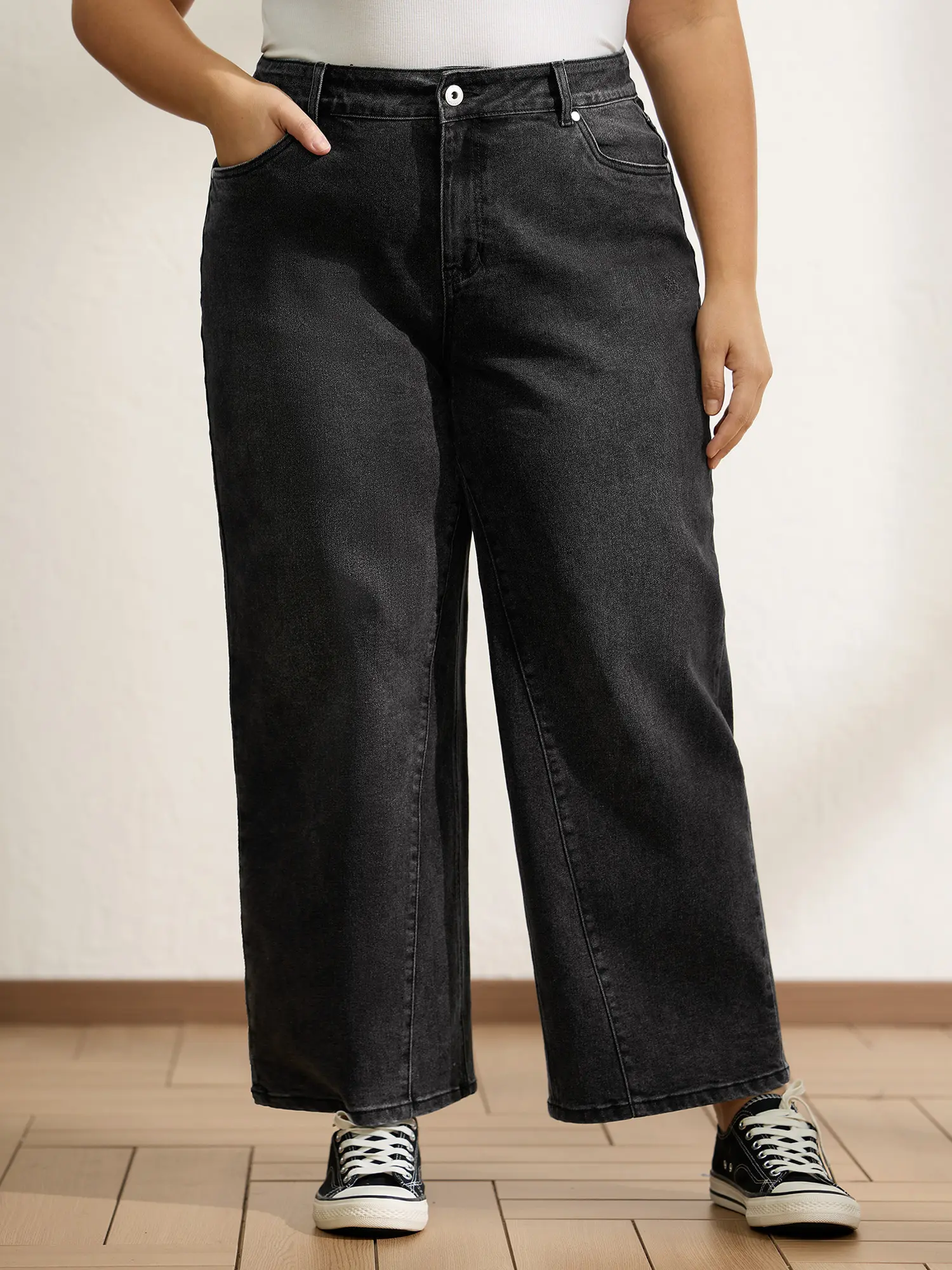 BloomChic Plus Size Jeans for Curvy Women, Casual Vintage Wash Straight-Leg Stretch Cotton Denim with Tummy Control and Patchwork Pockets, Style, Pants, Casual Denim Trousers, Plus Size Clothes, Curvy Women Plus Size, Slanted‑Pocket Ease