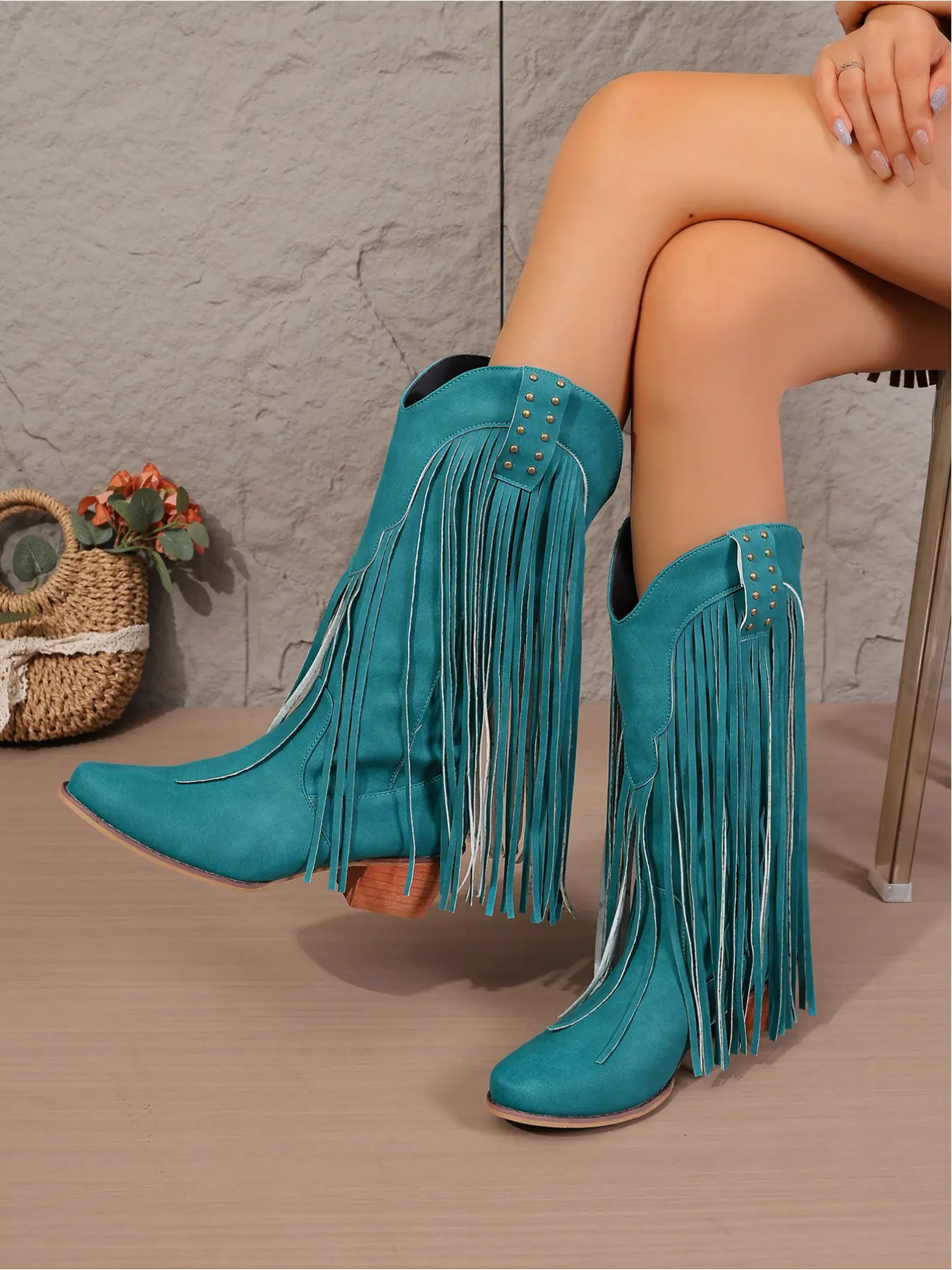 Women's autumn and winter fashion mid-calf western boots; Cowgirl western boots thick-heeled pointed fringed decorated waterproof upper outdoor street style women's boots lightweight comfortable soft sole anti-skid wear-resistant denim women's boots
