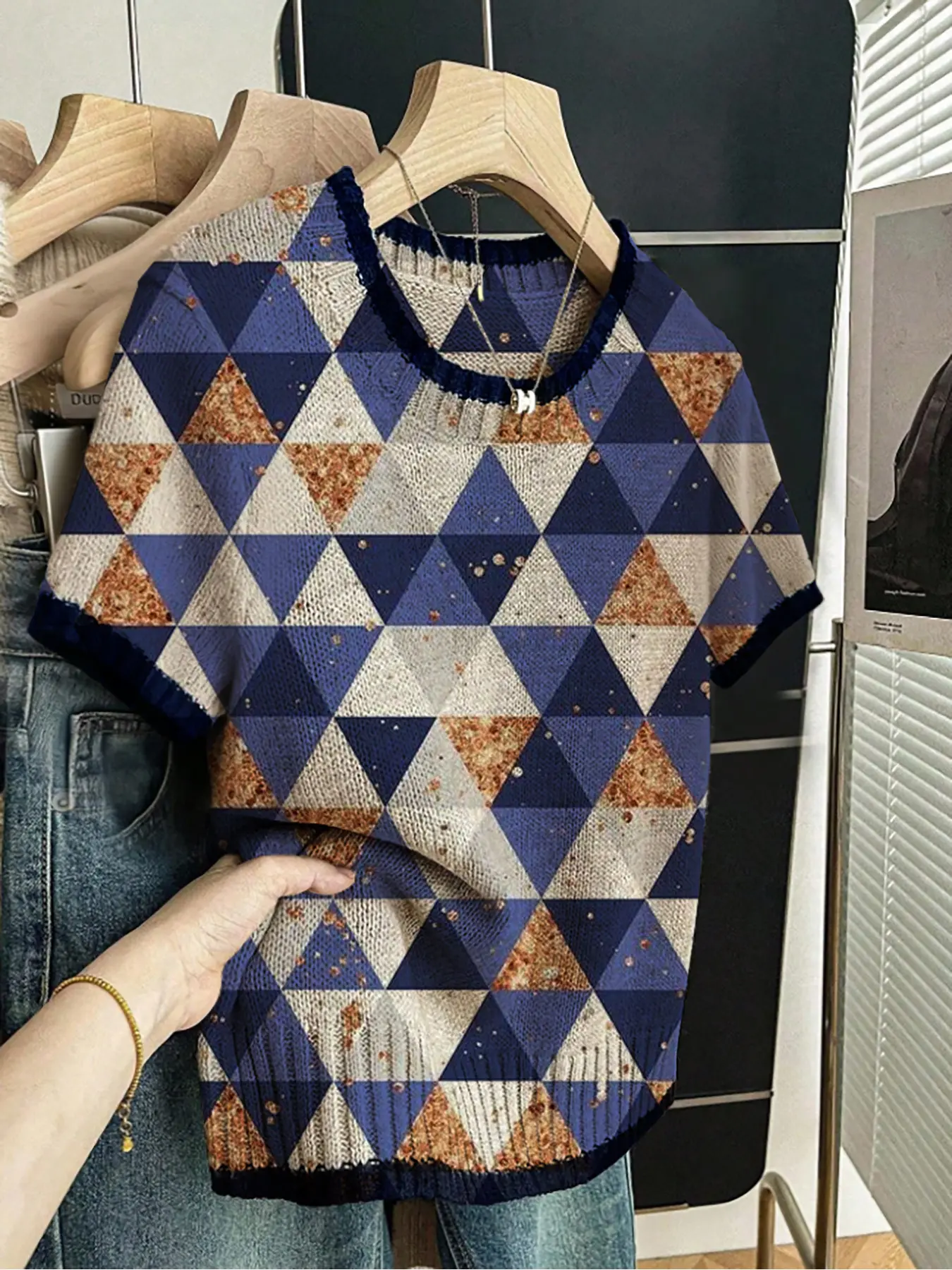 Geometric Triangle Patchwork Colorblock Sweater, Casual Short Sleeve Fitted Knit Top, Comfortable Warm Women's Clothing for Fall Winter