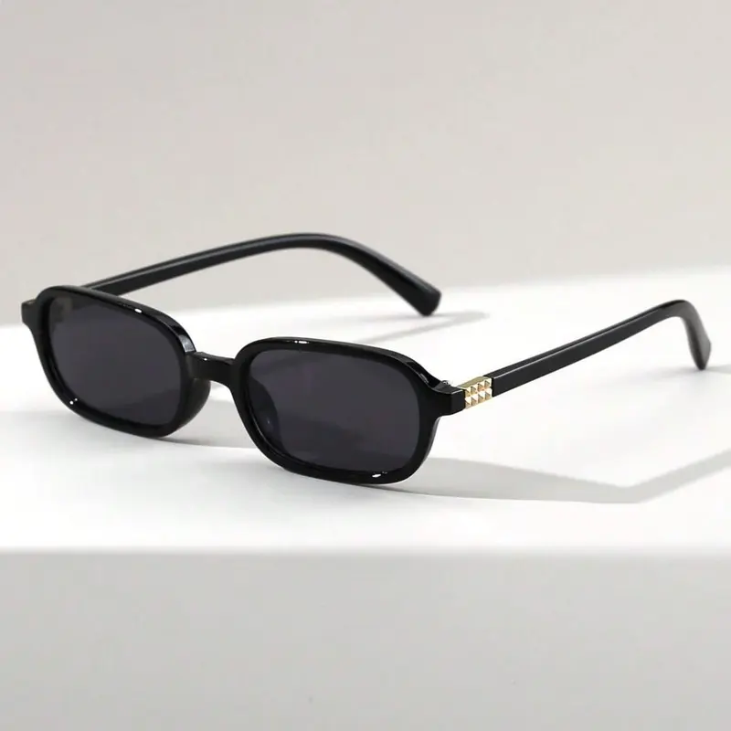 Women's Vintage 90s Minimalist Rectangular Sunglasses - Lightweight Metal Frame, UV400 UV Blocking Lens, Reduced Glare, Fashion Sunnies, Stylish Accessories, Ideal for Driving, Popular with Bloggers
