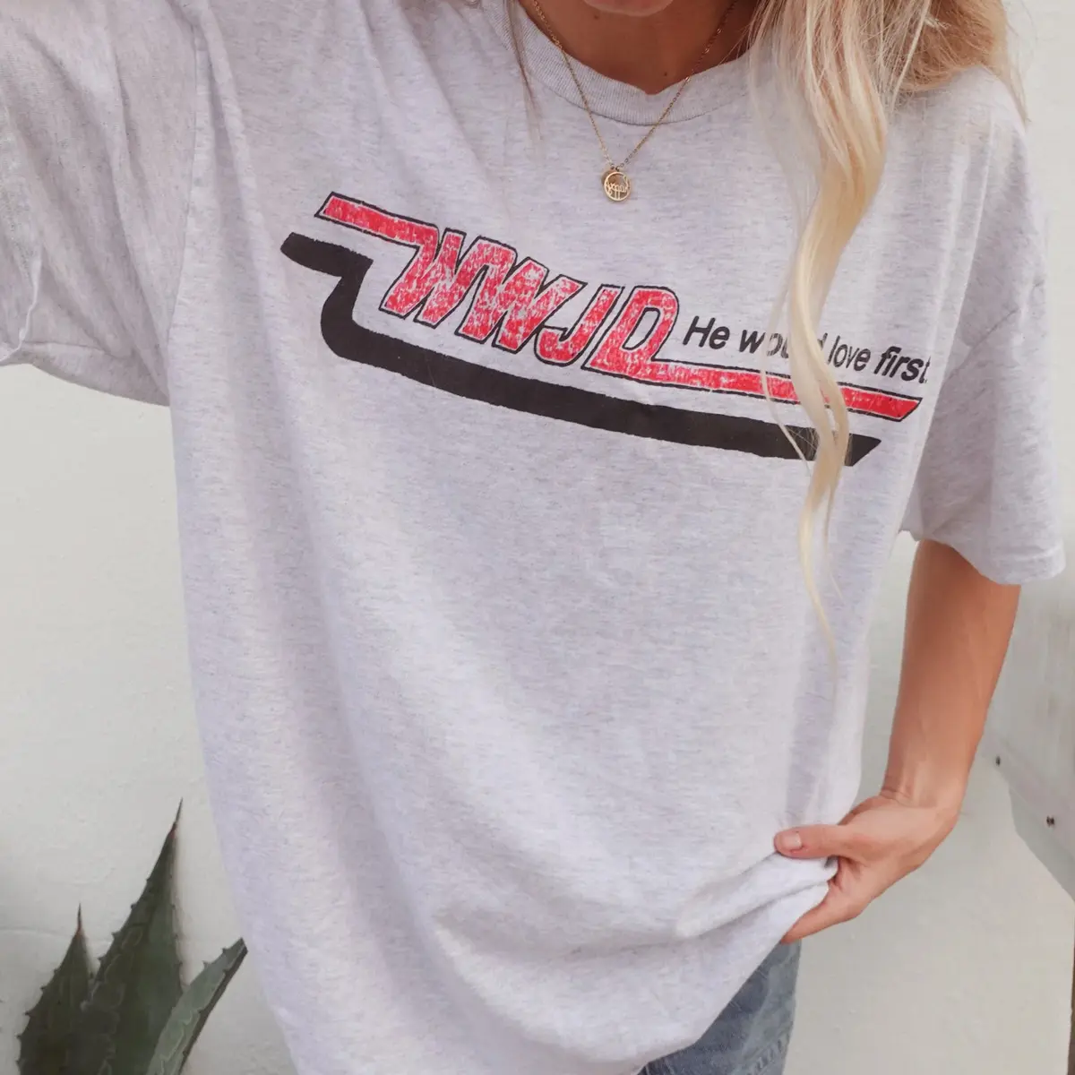 WWJD He Would Love First T-Shirt, Christian Retro Graphic Tee, Faith Based Inspirational Shirt, Vintage Religious Aesthetic Tee, Jesus Message Shirt for Women Men, Christian Gift Idea