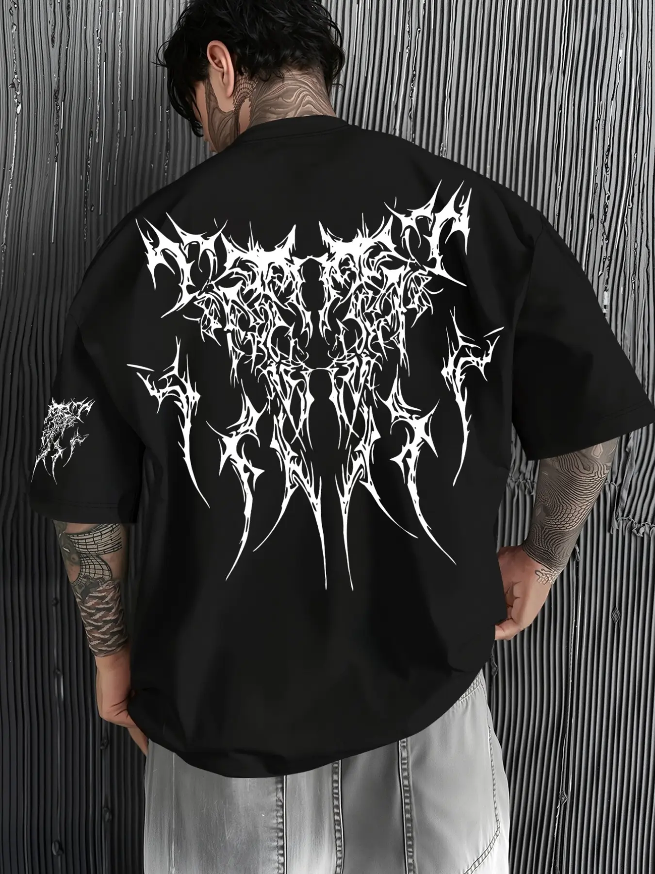 Unisex Gothic Metal Font Graphic Print T-Shirt, Top, Menswear, Loose Fit Casual Printed Summer Streetwear, Couples' Fashion, Dark Thorn Design, Trendy Subculture Clothing