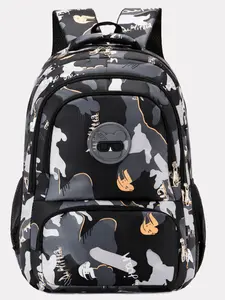 Trendy Camo Graffiti Backpack, Teenage Multi-Pocket Shoulder Bag, Waterproof Travel Backpack for School, Camping, Hiking, Outdoor Backpack, Camouflage Backpack