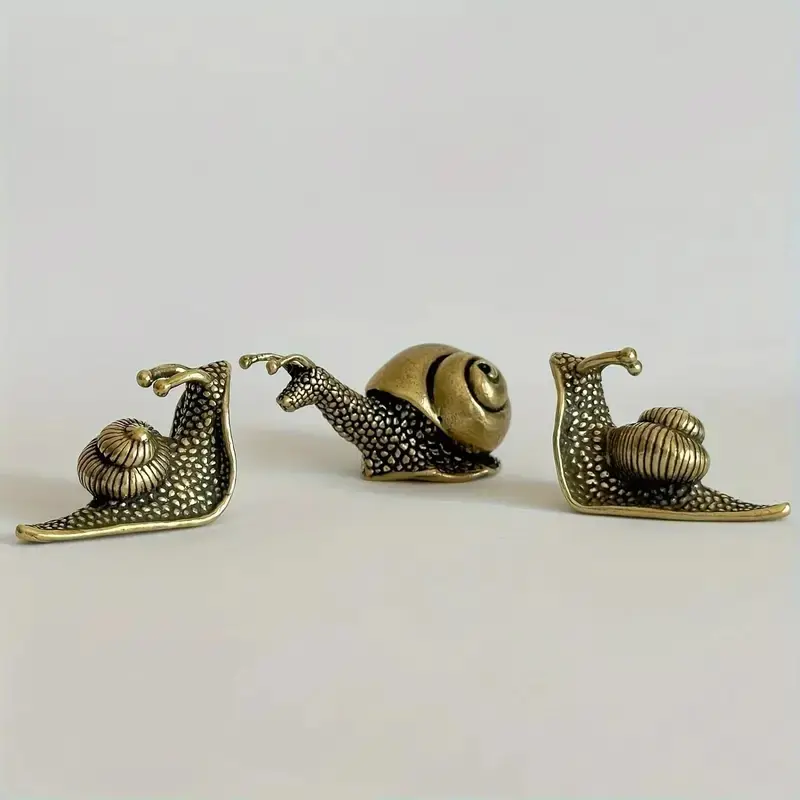 Vintage Brass Snail Statues Set of 3, Miniature Conch Decor, Complex Spiral Design, Copper Color Home & Garden Ornaments, Home Decoration, decor figurine, Decorative Sculptures, Statues Pack, Decorative Piece, Statues Figurines