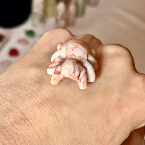 Red Web Crystal Spider Carving