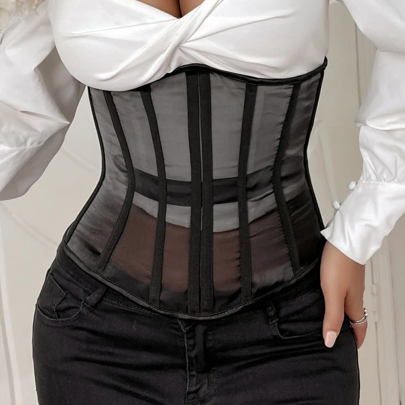 Women's Low-Waist Corset Belt Seamless Mesh Lace-Up Skeleton Corset for Tummy Control Ideal for Weddings and Outings Shapewear