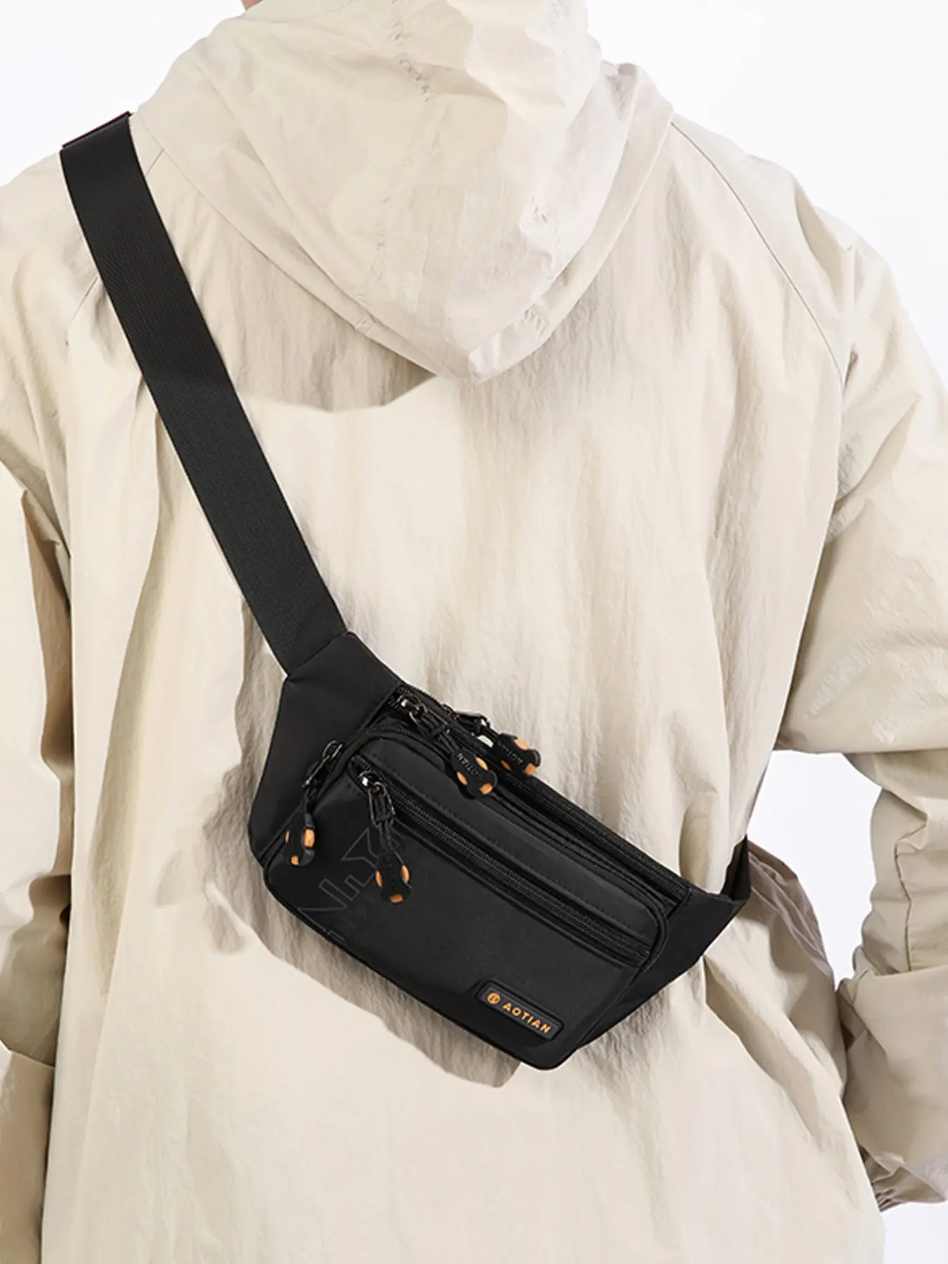 1pc Men's crossbody bag solid color zipper closure, polyester fiber fashionable, simple, minimalist look, casual, versatile, exquisite and practical, suitable for daily commuting, dining, dating men's crossbody bag
