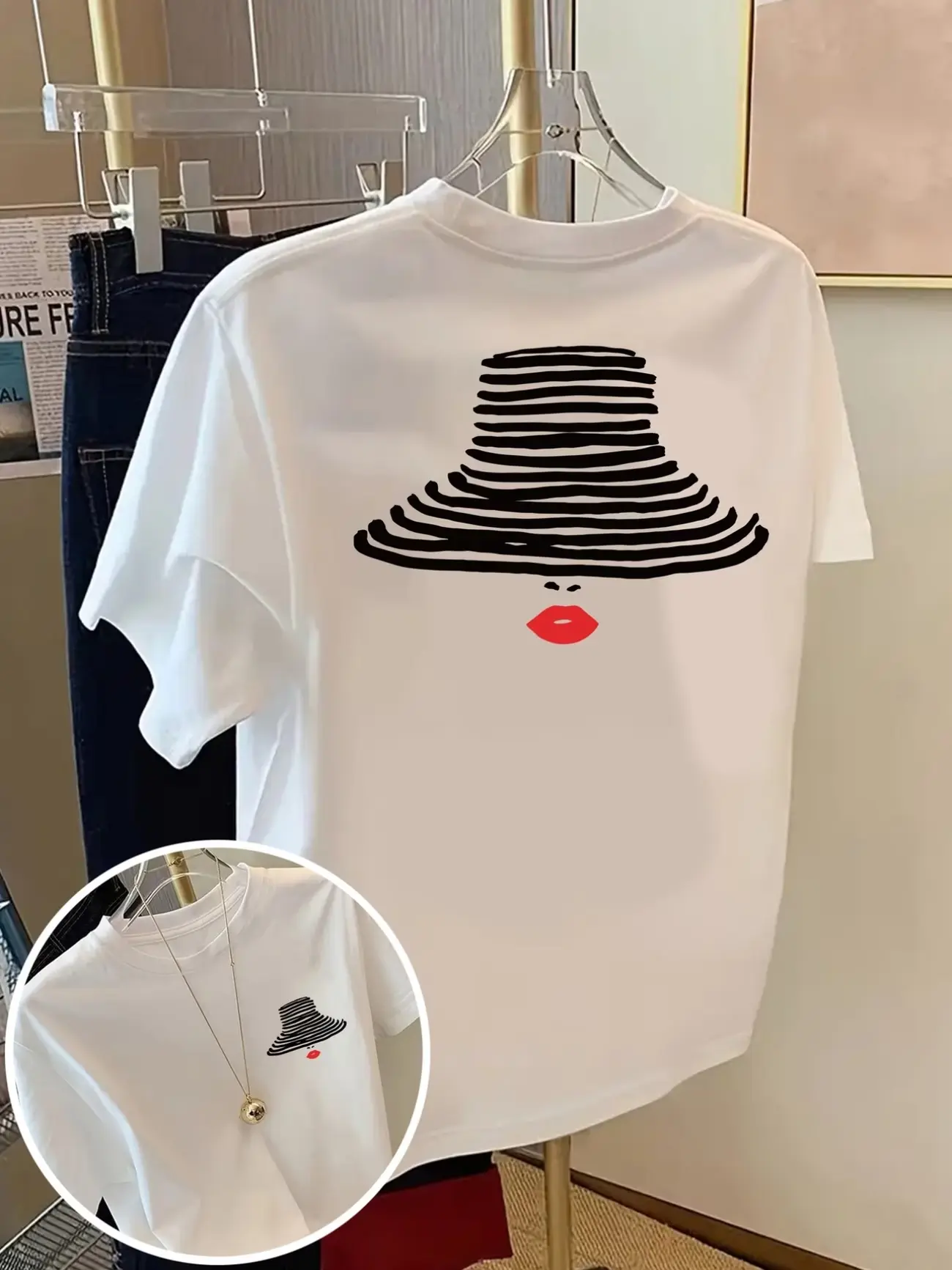 Women's Red Lips Print Comfortable Short-Sleeve Round Neck Everyday Fabric Casual T-Shirt, Women's Polka Dot Hat