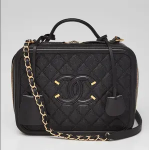 Pre-owned CHANEL vanity case