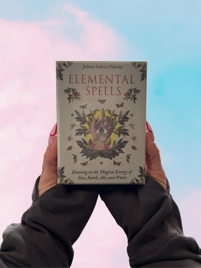 Elemental Spells: Drawing on the Magical Energy of Fire, Earth, Air, and Water (44 Full-Color Cards and 56-Page Guidebook)