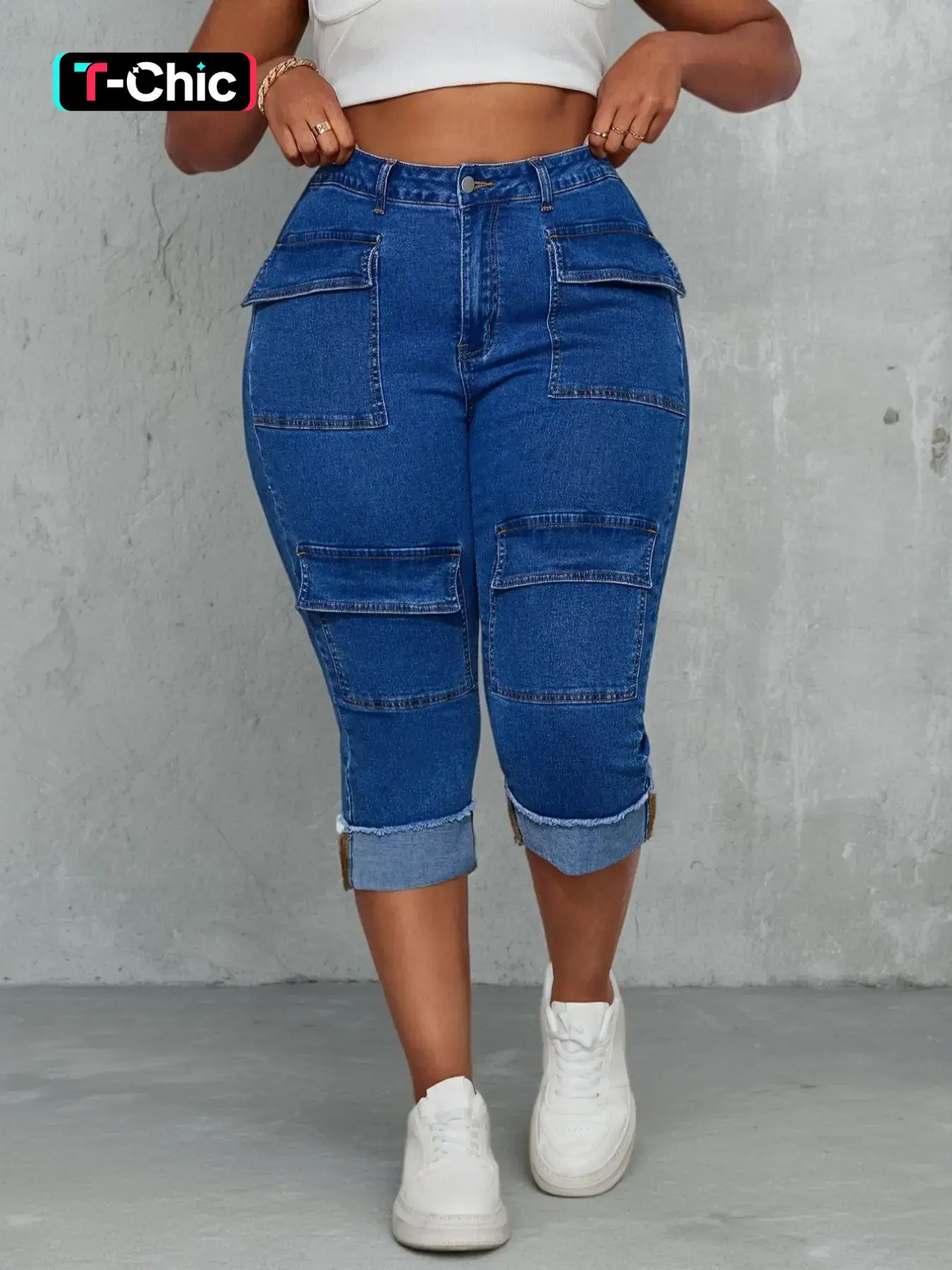 Plus Size Women's Stretch Jeans, Fitted Flattering Denim Pants with Utility Pockets, Casual Basic for Everyday Wear, All Seasons, Womenswear, Denim Clothing