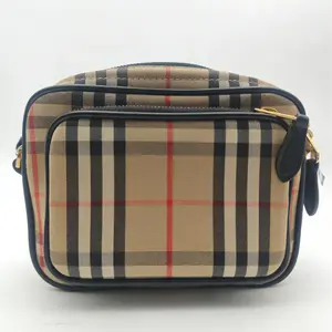 Pre-owned BURBERRY Classic plaid canvas camera bag 19 * 14 * 5cm th260401006