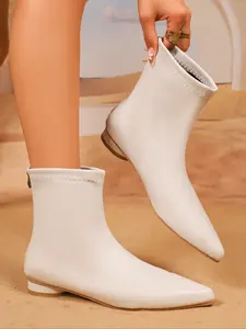 Women's Black Leather Ankle Boots, Pointed - Toe Slip - On Booties, Back - Zip Dressy Footwear, Slim - Fit Casual & Party Shoes, Trendy Autumn/Winter Fashion Boots